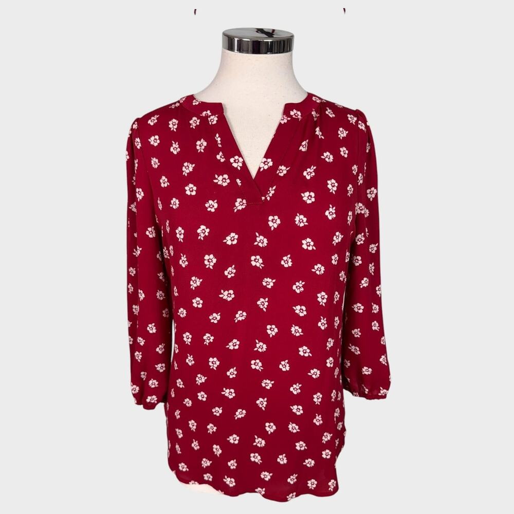 Market & Spruce Small Red White Floral Top 3/4 Sleeve Poly Rayon Spandex